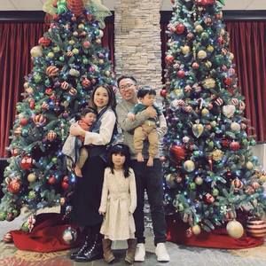 Meet your Posher, Vivien